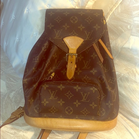 Louis Vuitton Handbags - FIRM LOUIS VUITTON: Montessori Backpack